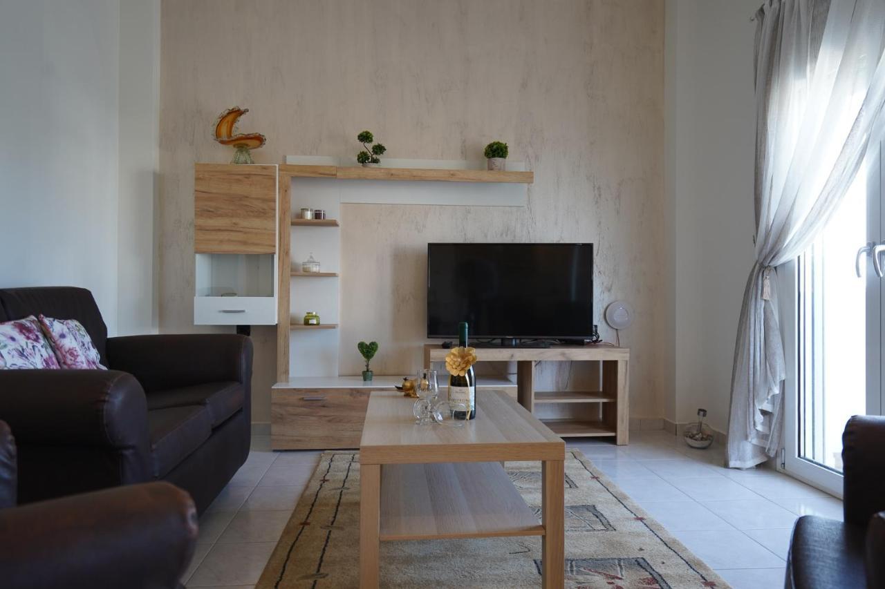 Kyriakos Apartment Мастрихари Екстериор снимка